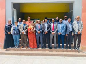 Today, Minister of Health and Human Services Dr. Ali Haji Adam, accompanied by Minister of State Dr. Maryam Mohamed Hussein, met with a WHO team led by Dr. Md Mamunur Rahman Malik, WHO Representative in Somalia, and Health Policy Advisor Dr. Marina Madeo, as well as other health specialists. The meeting consisted of an introduction and information exchange between the WHO and the new leadership of the Ministry. The WHO is an integral element of the organizations that aid the health service in the nation, and they contribute significantly to the advancement of public health services. The WHO Somalia Office assisted the Ministry in the development of health policies, strategies, and plans in order to incorporate Somalia into the Global Health Development Goals and the 2030 Agenda. At the conclusion of the meeting, it was decided to strengthen cooperation and cooperation between the Ministry of Health and the World Health Organization.